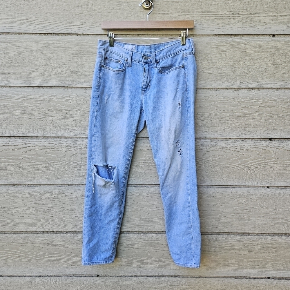 Gap Sexy Boyfriend jeans light wash distressed denim size 26 27 inch inseam